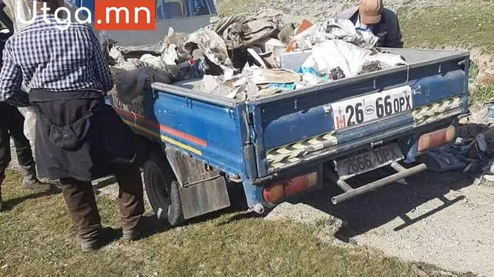 ОРХОН АЙМАГ ХАНГАЛ ГОЛЫН ГОЛЬДРОЛ ДАГУУХ ХОГ ХАЯГДЛЫГ БҮРЭН ЦЭВЭРЛЭЖ БАЙНА.