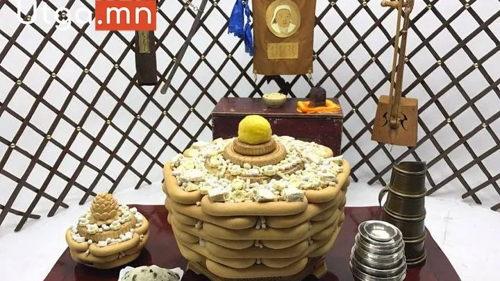 ЦАГААН САР: ТАВГИЙН ИДЭЭ ЗАСАХ ЁС
