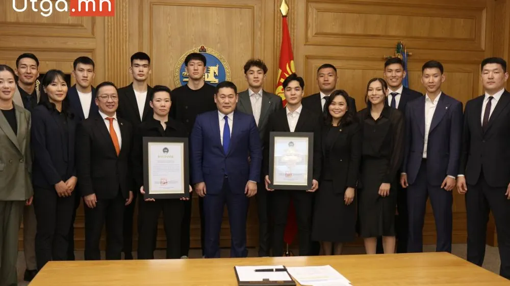 САГСАН БӨМБӨГИЙН 3Х3 ШИГШЭЭ БАГ ТАМИРЧДЫГ “GO MONGOLIA” ЭЛЧЭЭР ӨРГӨМЖЛӨН БАТЛАМЖ ГАРДУУЛЛАА
