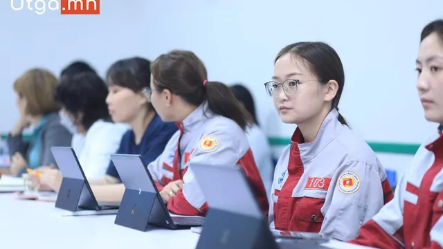 ОРХОН АЙМАГ ЦАХИМ ЭРДЭНЭТ ХӨТӨЛБӨРИЙН ХҮРЭЭНД ЭРҮҮЛ МЭНДИЙН САЛБАРТ 20Ш ЛАБТОП ХҮЛЭЭЛГЭН ӨГЛӨӨ